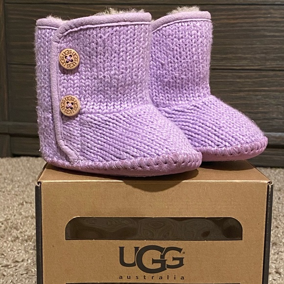 UGG Other - Girls UGGs size 0/1 purple knit like new boots